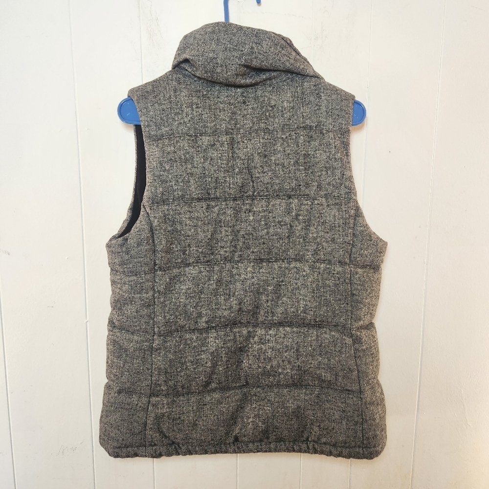 Old Navy Womens Gray Herringbone Full Zip Fleece Puffer Vest Wool Blend Sz Med - Picture 4 of 16